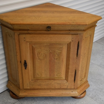 Ogłoszenie - komoda narożna z drewna dębowego - jak nowa