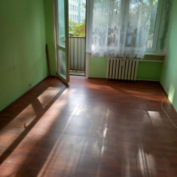 Ogłoszenie - Mieszkanie 3 pokojowe  48 m2 do remontu