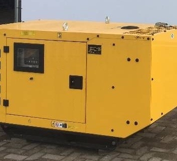 Ogłoszenie - Generator diesla 15 KWA. Perkins 403A-15G1 - 13 600,00 zł