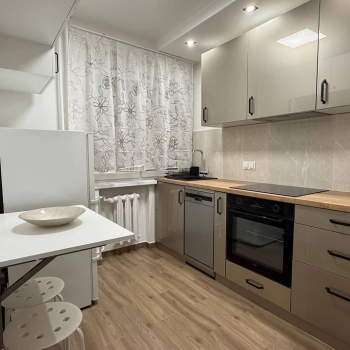 Ogłoszenie - 1pok, 27met, Okolice Różanej PO REMONCIE/PIWNICA (Wrocław)