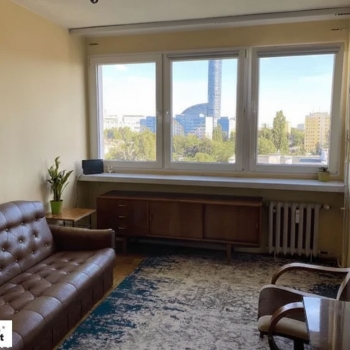 Ogłoszenie - 3pok, 48met, ul. Szpitalna PIWNICA/WINDA (Wrocław)