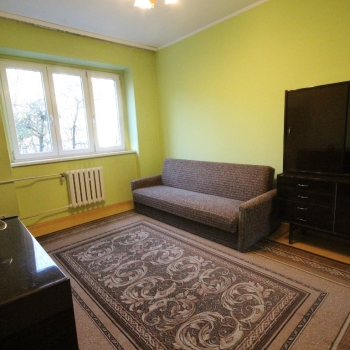 Ogłoszenie - 3pok, 48met, okolice Sztabowej PIWNICA/STRYCH (Wrocław)