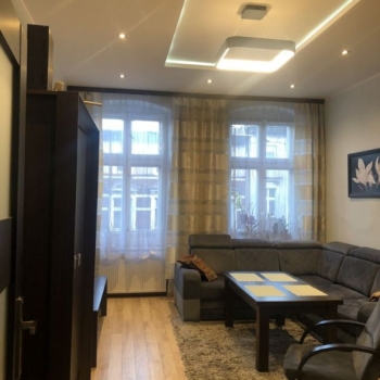 Ogłoszenie - 2pok, 53met, okolice Dworca Nadodrze PO REMONCIE/PIWNICA (Wrocław)