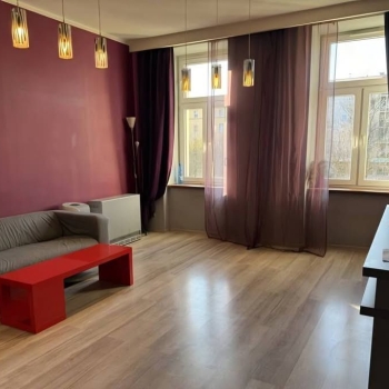 Ogłoszenie - 2pok, 64met, okolice Bema BALKON/PIWNICA (Wrocław)