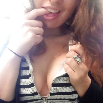 Ogłoszenie - Znudzona W Pracy