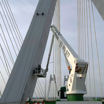 Ogłoszenie - Wynajem podnośników koszowych do 70 m i dźwigów do 50 ton