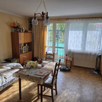 Ogłoszenie - 1pok, 41met, okolice Bzowej BALKON/PIWNICA (Wrocław)