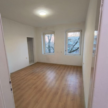 Ogłoszenie - 1pok, 32met, Okolice Zdrowej PIWNICA (Wrocław)