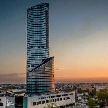 Ogłoszenie - 2pok, 70met, okolice Wielkiej APARTAMENT W SKY TOWER (Wrocław) - Wrocław - 2 220 000,00 zł