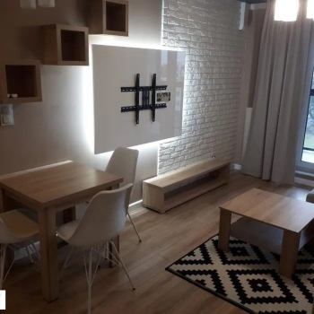 Ogłoszenie - 2pok, 45met, Okolice Magnolii BALKON/GARAŻ/WINDA (Wrocław) - Wrocław - 3 000,00 zł