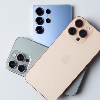 Ogłoszenie - P l a y – Światłowód, Telewizja, Streaming + Smartfony w Ratach 0%!