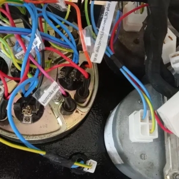 Ogłoszenie - Podłączanie  instalacji elektrycznych do pulpitów, tablic zegarów Wysyłkowo.