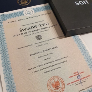 Ogłoszenie - Dyplomy Uniwersytetu Medycznego we Wrocławiu, dyplomy kolekcjonerskie Collegium Humanum