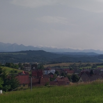 Ogłoszenie - Działka budowlana z panoramicznym widokiem na okolicę i Tatry.