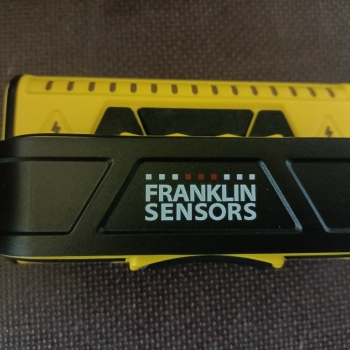 Ogłoszenie - Wykrywacz profili / przewodów w ścianie