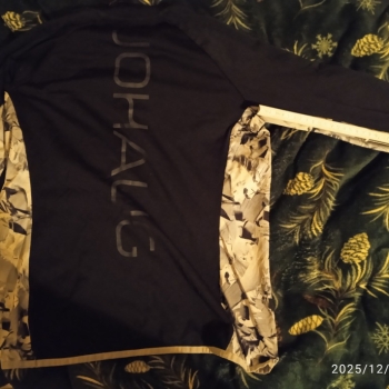 Ogłoszenie - Bluza damska - Pomorskie - 20,00 zł