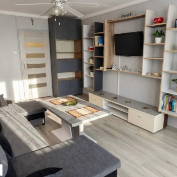 Ogłoszenie - 2pok, 53met, Okolice Sky Tower BALKON/WINDA (Wrocław)