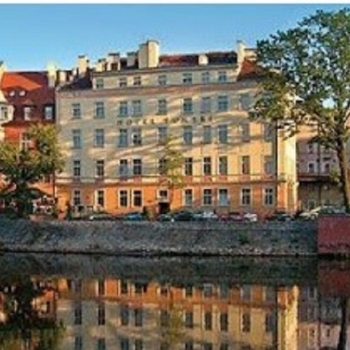 Ogłoszenie - 2pok, 37met, okolice Wyszyńskiego PIWNICA (Wrocław)