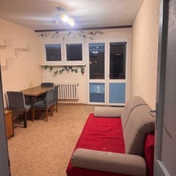 Ogłoszenie - 2pok, 37met, okolice Pereca BALKON/PIWNICA (Wrocław)
