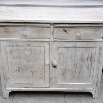 Ogłoszenie - komoda z drewna sosnowego - jak nowa