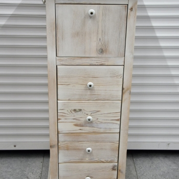 Ogłoszenie - komoda z drewna sosnowego - jak nowa