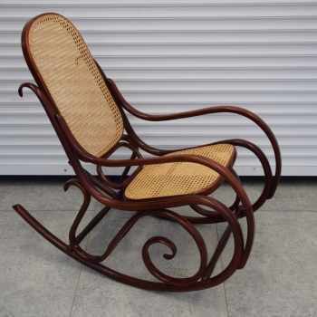 Ogłoszenie - fotel bujany - jak nowy