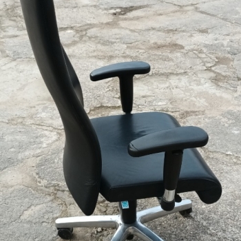 Ogłoszenie - Fotel gabinetowy, ekoskóra, bardzo dobry stan,ATRAKCYJNA CENA - Wrocław - 350,00 zł