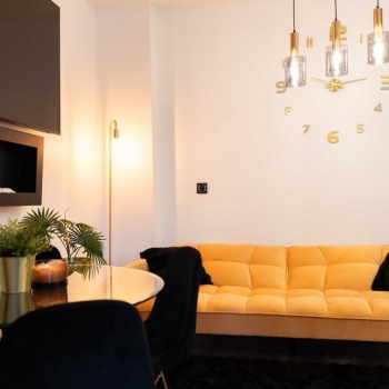 Ogłoszenie - 2pok, 39met, Okolice Nowowiejskiej PO REMONCIE/PIWNICA (Wrocław) - Wrocław - 580 000,00 zł