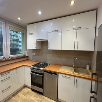 Ogłoszenie - 3pok, 57met, okolice Jeleniej PEŁEN ROZKŁAD/BALKON (Wrocław)