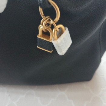 Ogłoszenie - Torebka Guess