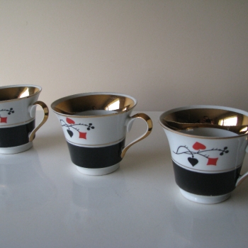 Ogłoszenie - Piękne porcelanowe filiżanki karciane ze złoceniami Ćmielów Potacki