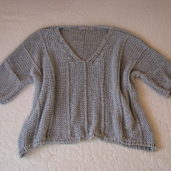 Ogłoszenie - Luźny sweterek, sweter narzutka, oversize nietoperz, rozm. S, M, L - Kraków - 25,00 zł