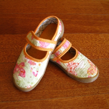 Ogłoszenie - Kolorowe balerinki - kapcie Haflinger dla dziewczynki rozm. 34 - Kraków - 20,00 zł