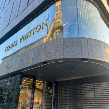 Ogłoszenie - Zamontuje Ścianki szklane z folią inteligentną na pilota