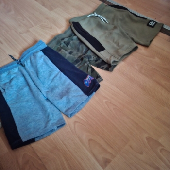 Ogłoszenie - Spodenki krotkie dla chlopca rozmiar140 firmowe