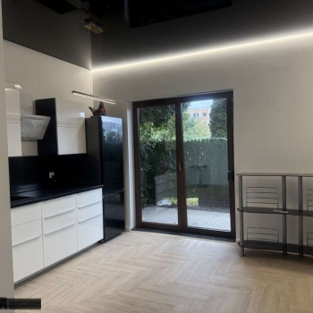 Ogłoszenie - 1pok, 30met, okolice krzyckiej TARAS/OGRÓD/GARAŻ (Wrocław)