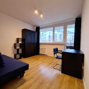 Ogłoszenie - 1pok, 25met, Okolice Ślężnej BALKON/PIWNICA (Wrocław)