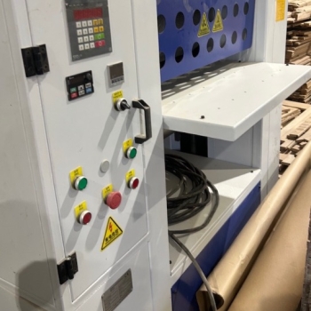 Ogłoszenie - Wyciskarka wzorów EMBOSSING, 650 mm