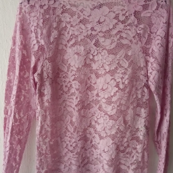 Ogłoszenie - Koronkowa bluzka w kolorze liliowym marki Amisu