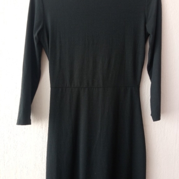 Ogłoszenie - Letnia sukienka z granatowej dzianiny firmy LCW vision