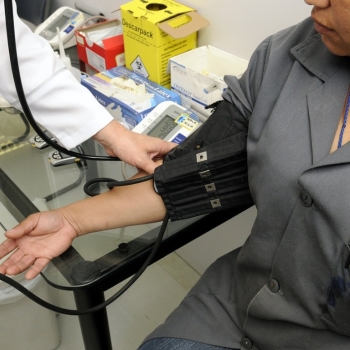 Ogłoszenie - Odbiór seniora z przychodni, szpitala, po zabiegu, cennik, tel. 786-992-901, Wrocław