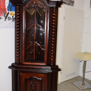 Ogłoszenie - witryna narożna - jak nowa