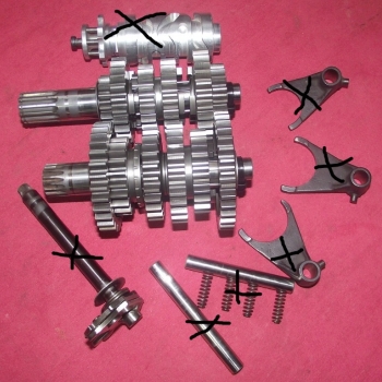 Ogłoszenie - KTM 525 / 450 kompletna skrzynia 6 biegow nowa - Gniezno - 600,00 zł