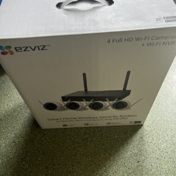 Ogłoszenie - Sprzedam bezprzewodowy zestaw monitoringu EZVIZ