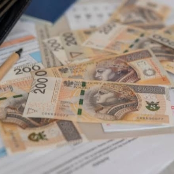 Ogłoszenie - Błyskawiczna Pożyczka z komornikiem bez BIK