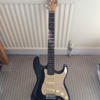 Ogłoszenie - Gitara elektryczna  Fender Squier Strat - Biłgoraj - 650,00 zł