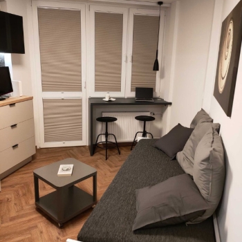 Ogłoszenie - 1pok, 16met, okolice al. Lipowej PO REMONCIE/BALKON (Wrocław)