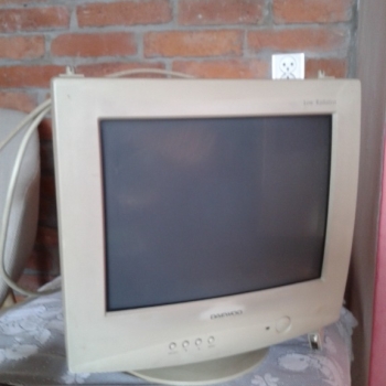 Ogłoszenie - MONITOR KINSKOPOWY CRT DAEWOO 15 CALI 602 423 931 - Praga-Południe