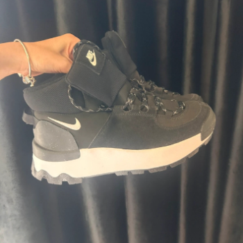 Ogłoszenie - Nike City Classic buty zimowe 39 - Zachodniopomorskie - 299,00 zł