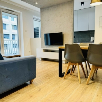 Ogłoszenie - 3pok, 59met, okolice Ostrowa Tumskiego BALKON/KOMÓRKA (Wrocław) - Wrocław - 4 500,00 zł